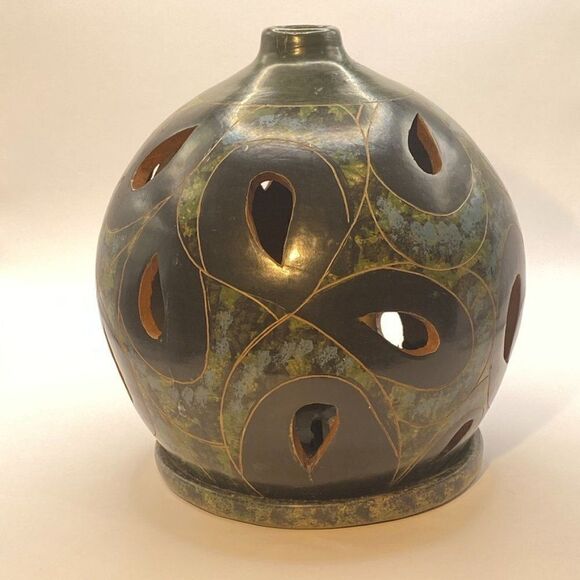 Vintage Green and Grey Nicaraguan Lattice Pierced Pottery Luminary Candle - Picture 2 of 13